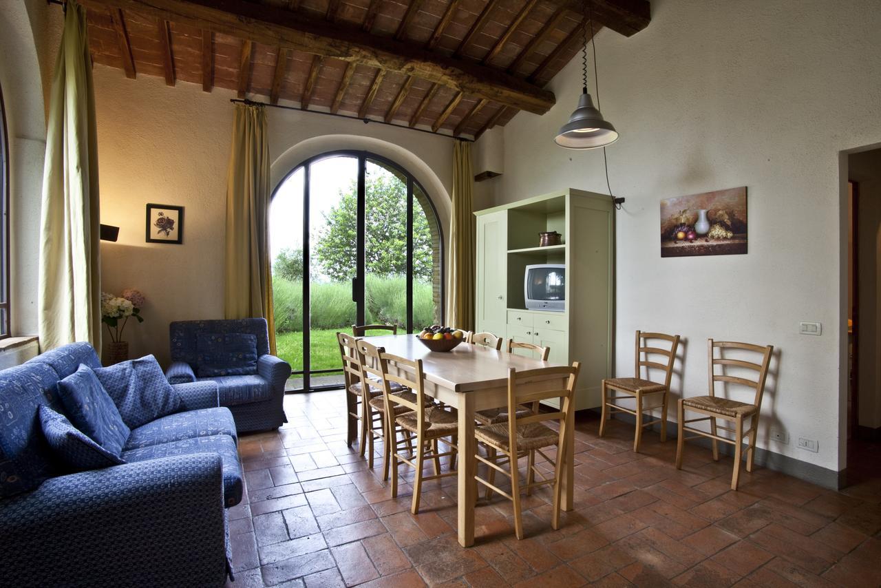 Podere Il Pino Poggibonsi Exterior photo